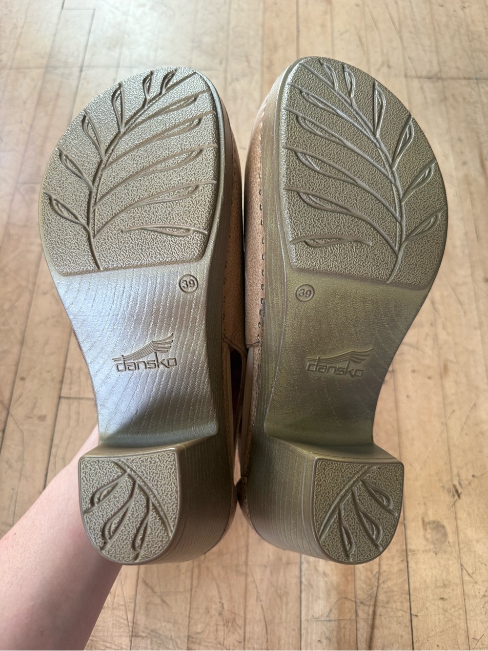 DANSKO Sassy Clog Sandal Tan Brown Leather Burnished Distressed Boho Platform 39 - Picture 10 of 13